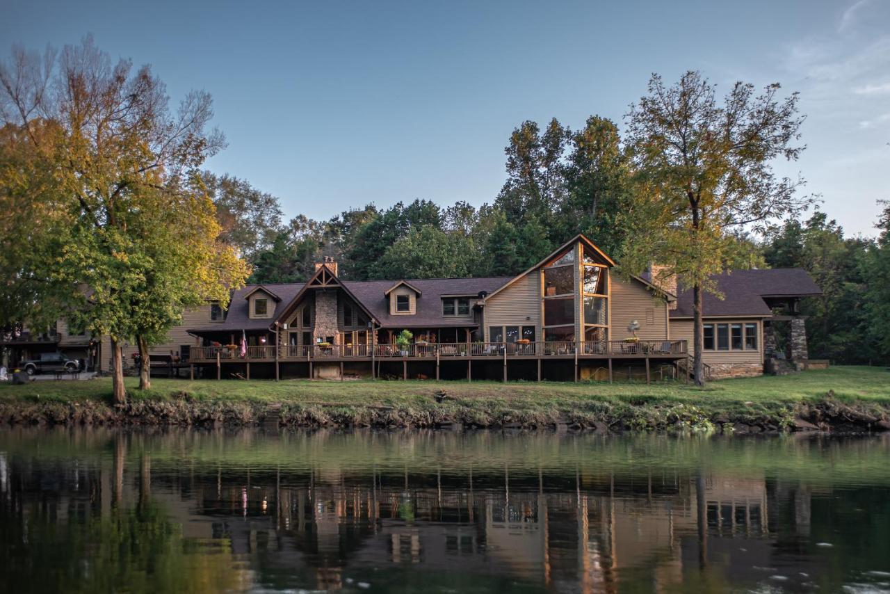 River Wellness Lodge Kingston Extérieur photo
